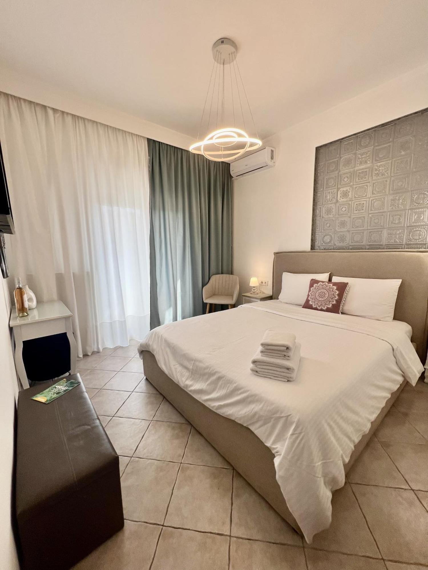 City Lux Apartment 2 เซเรส ภายนอก รูปภาพ
