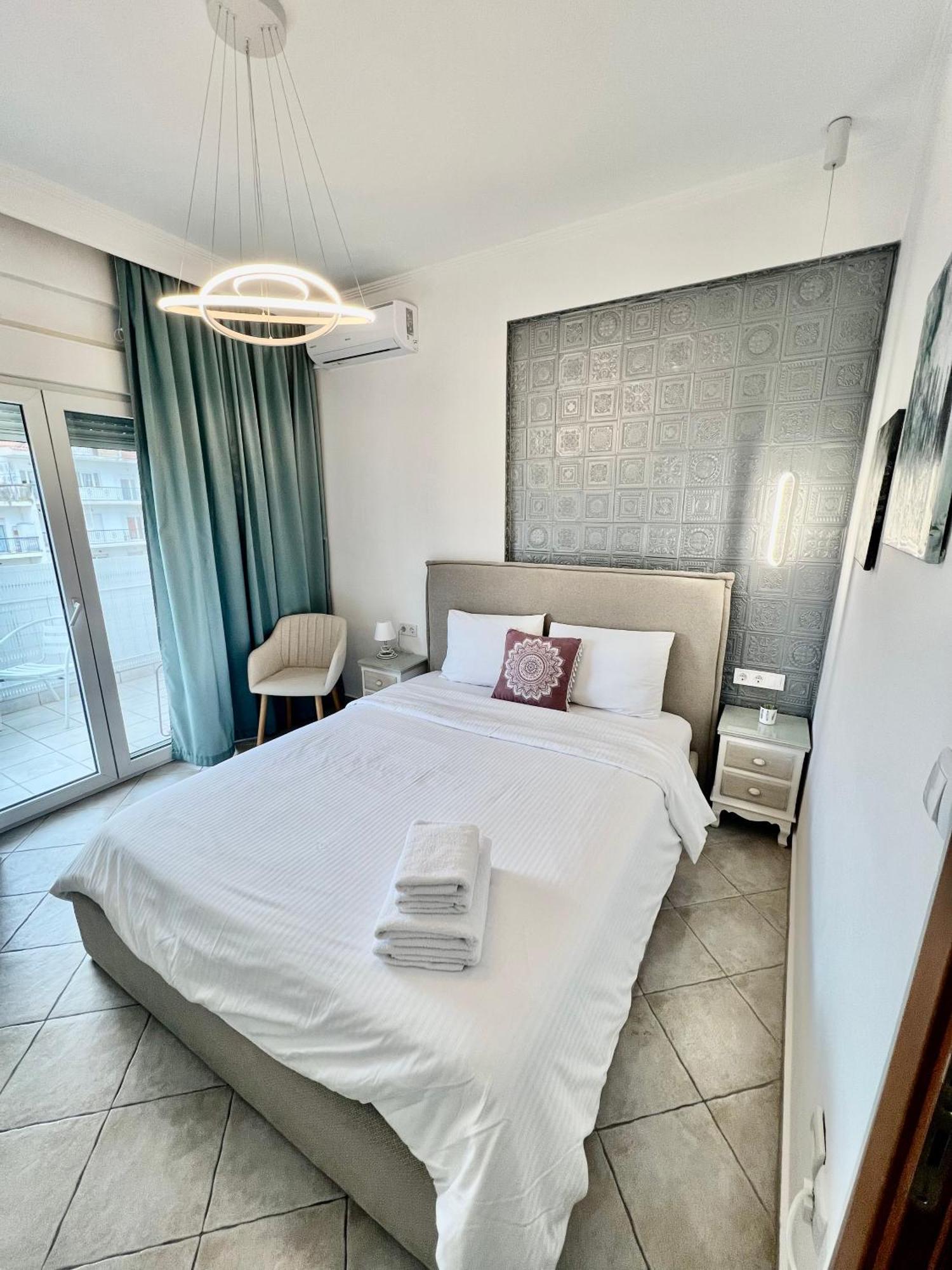 City Lux Apartment 2 เซเรส ภายนอก รูปภาพ
